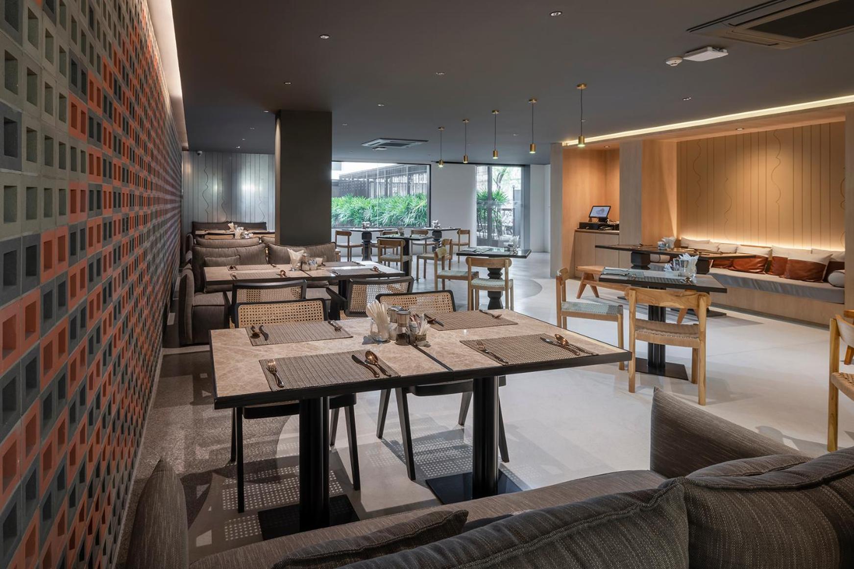 Lilit Bang Lumphu Hotel 방콕 외부 사진