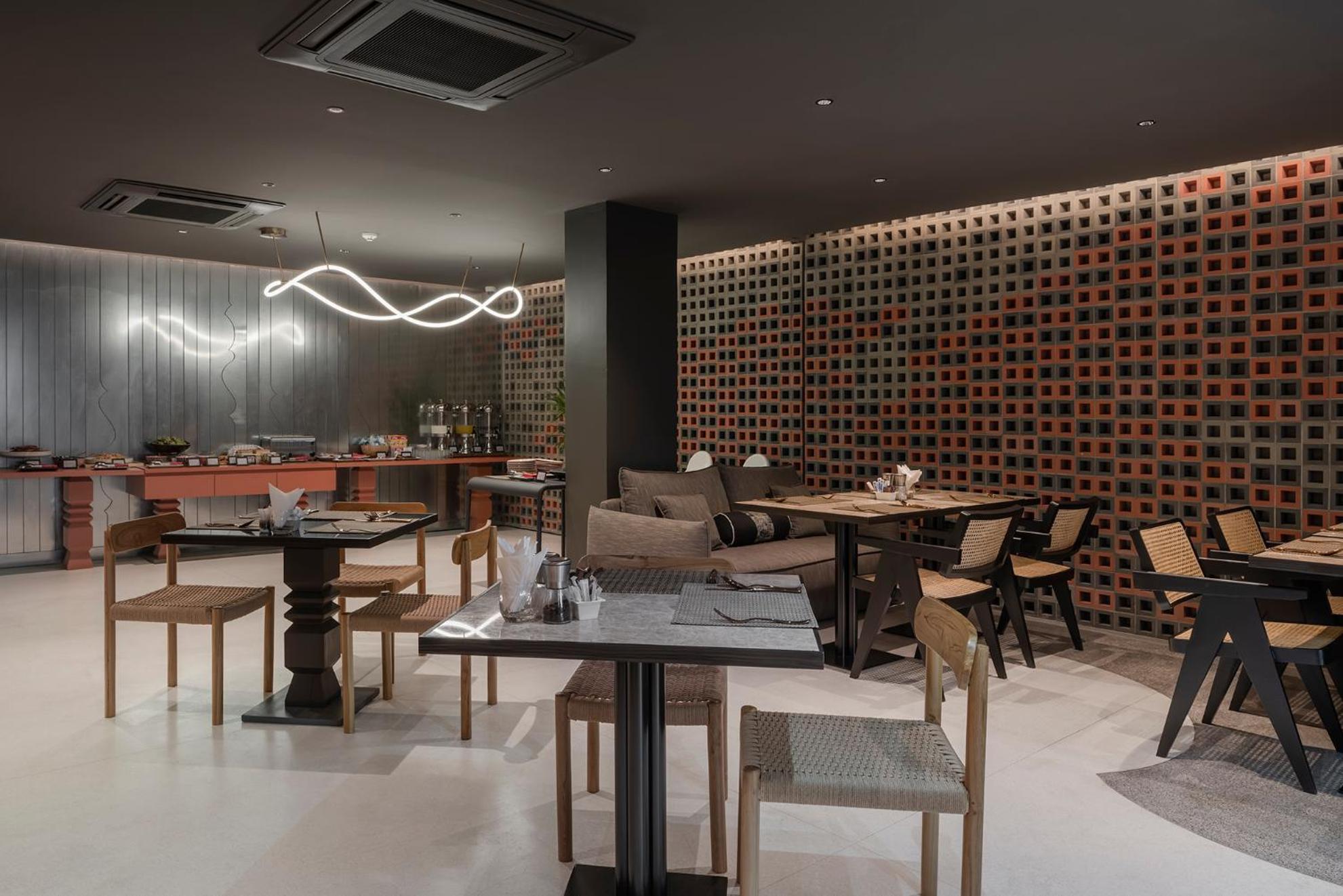 Lilit Bang Lumphu Hotel 방콕 외부 사진